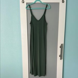 Green Sleeveless Maxi Dress